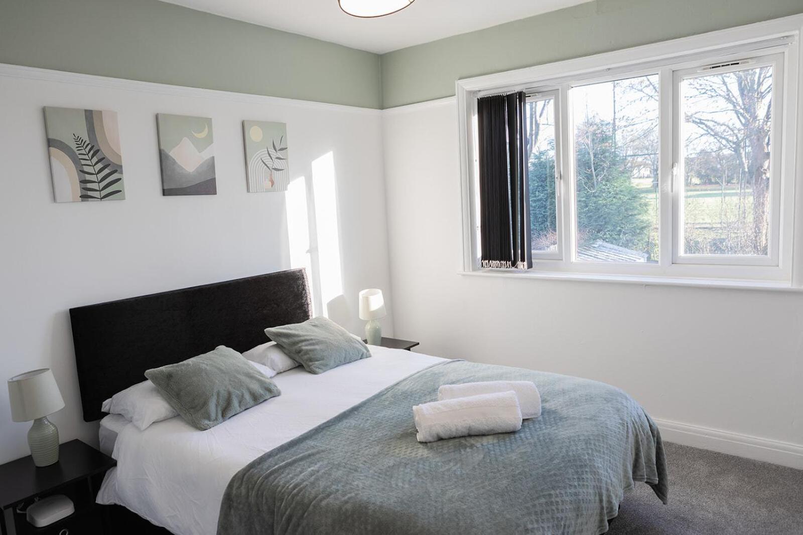 Lymer House - Stylish 3 Bedroom House In Wolverhampton Ngoại thất bức ảnh