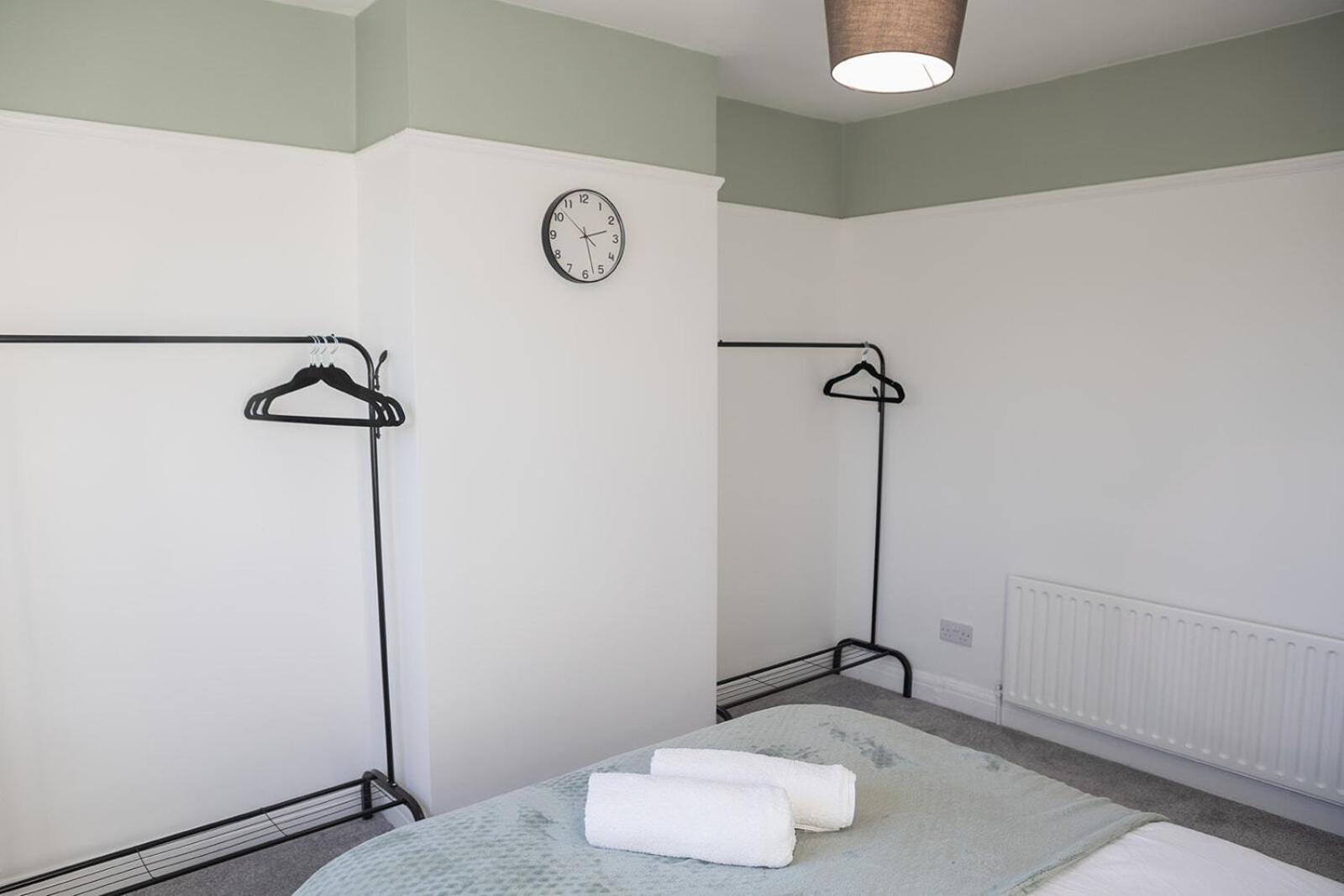 Lymer House - Stylish 3 Bedroom House In Wolverhampton Ngoại thất bức ảnh